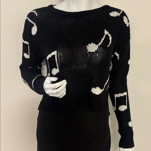 Hot Topic Black Pullover Cropped Knit Sweater w White Music Notes Throughout